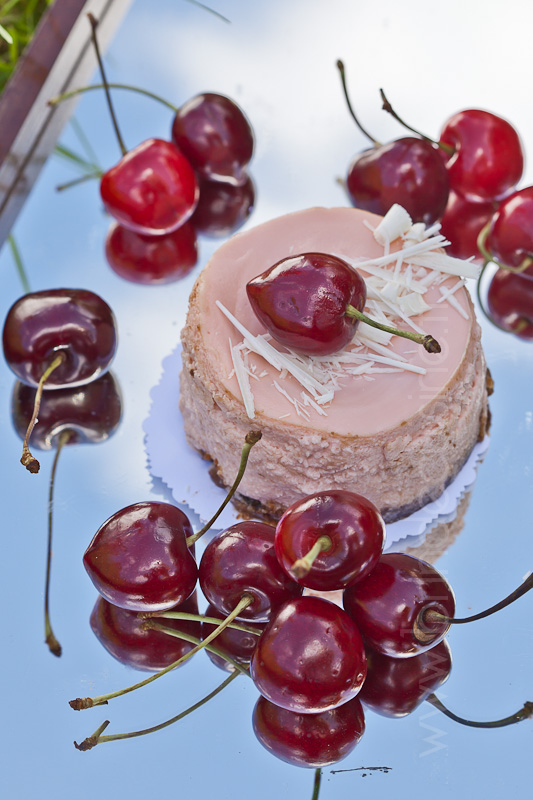 Crumble Cherry : Cheesecake à La Cerise Sur Base Crumble | Brin De ...